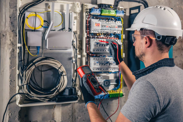 Best Electrical Outlet Repair  in Lyndhurst, OH